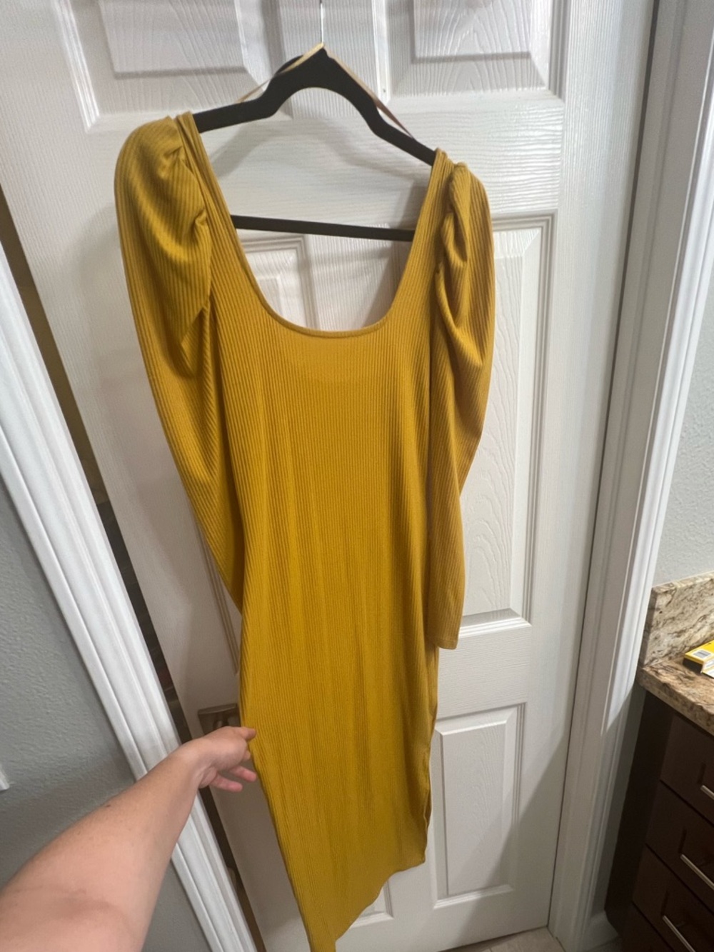 (NWOT)Topshop Mustard Long-Sleeve Scoop Neck Dress